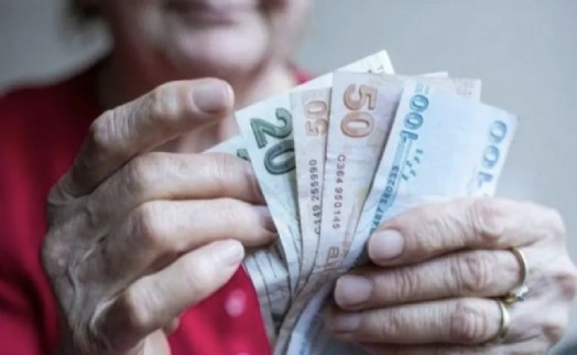 Yüzde 30 fark oluştu: Bu yıl emekli olan daha düşük maaş alacak!
