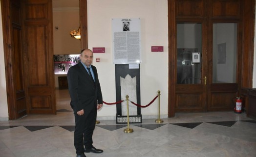 Zübeyde Hanım'ın ilk mezar taşı, Atatürk Müzesi'nde sergide