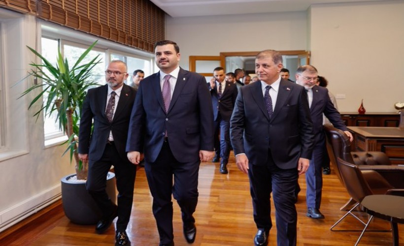 AK Parti heyetinden Tugay’a makamında ilk ziyaret: 'Birlikte çok çalışma vakti!'