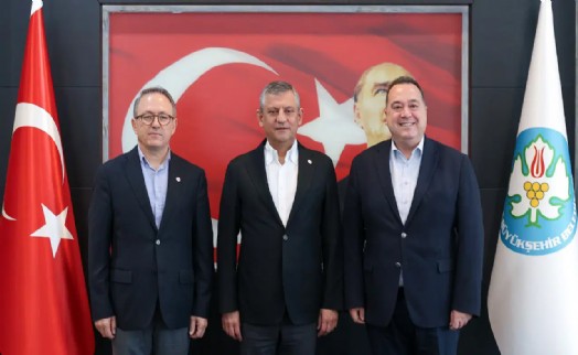 AK Parti iddialarını yalanlamıştı: Dutlulu, Özgür Özel ile bir araya geldi