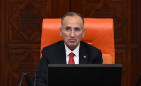 AK Partili Bekir Bozdağ, TBMM Başkanvekilliği görevinden istifa etti