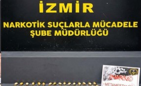 Adnan Menderes Havalimanı'nda yakalandı: Midesinden onlarca uyuşturucu kapsülü çıktı!