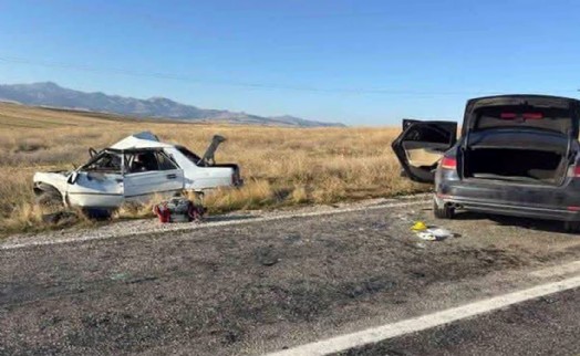 Afyon'da katliam gibi kaza: 4 ölü, 4 yaralı