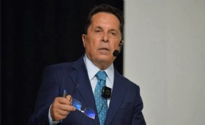 Ahmet Özer'den Esenyurt'taki kayyum değişikliğine tepki: 'Çözüm kayyumu değiştirmek değil, halkın iradesini hakim kılmaktır'
