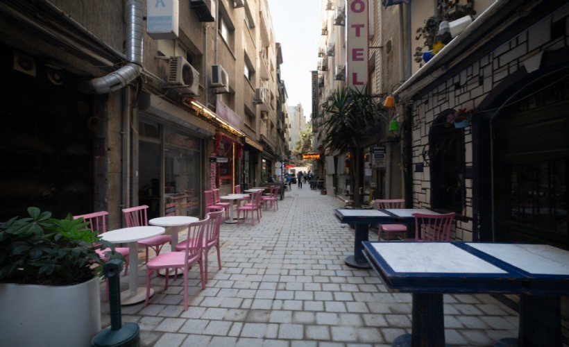 Alsancak’ın kalbinde altyapının ardından sıra üstyapıda