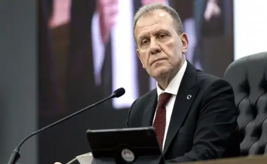 Aralarında Vahap Seçer de var: Mersin'de 3 belediye başkanına tutuklama talebi, biri tutuklandı