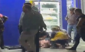 Bağcılar'da cadde üzerinde silahlı saldırı!