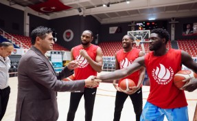 Başkan Serkan Acar’dan Aliağa Petkim Spor’a moral ziyareti