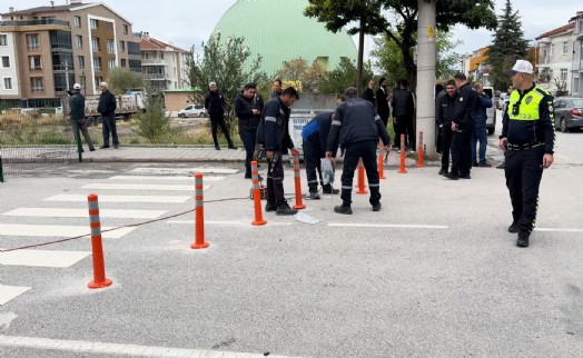 Belediyeyi mahkeme kararıyla yendi: 110 metrelik yolu kapattı