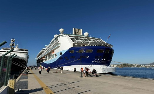 Bodrum'a kruvaziyerle 2 bin 888 turist geldi