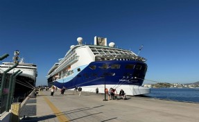 Bodrum'a kruvaziyerle 2 bin 888 turist geldi