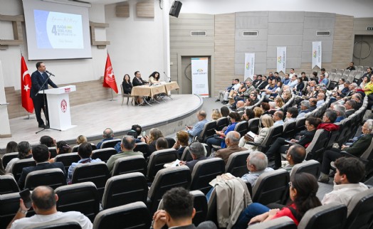 Bornova Kent Konseyi’nde Doğan Baran Mengüş yeniden başkan