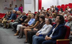 Bornova’da 'Tüketim Toplumuna' anlamlı itiraz