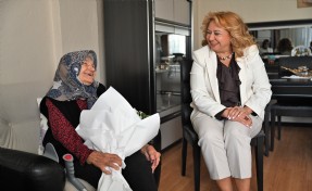 Bornova’nın çınarlarına anlamlı ziyaret