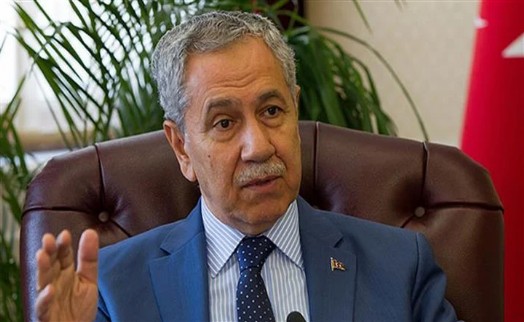 Bülent Arınç'tan meclis respsiyonunda fon skandalı çıkışı: Hepsinin teşhir edilmesi lazım