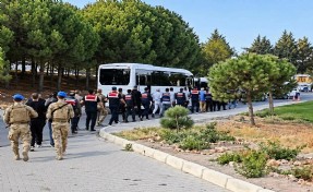 Çeşme Belediyesi operasyonunda yeni gelişme! Şüpheliler adliyede