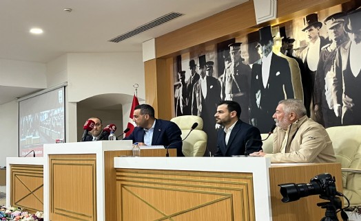 Çiğli Meclisi’nde kriz bitmiyor: Oturum yine ertelendi!