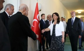 DEM Parti İmralı heyeti Devlet Bahçeli'yle görüştü