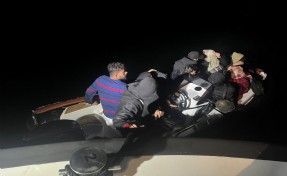 Didim açıklarında 10 kaçak göçmen yakalandı