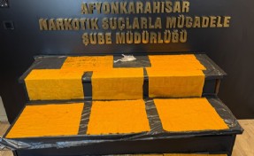 Durdurulan otomobilden uyuşturucu çıktı