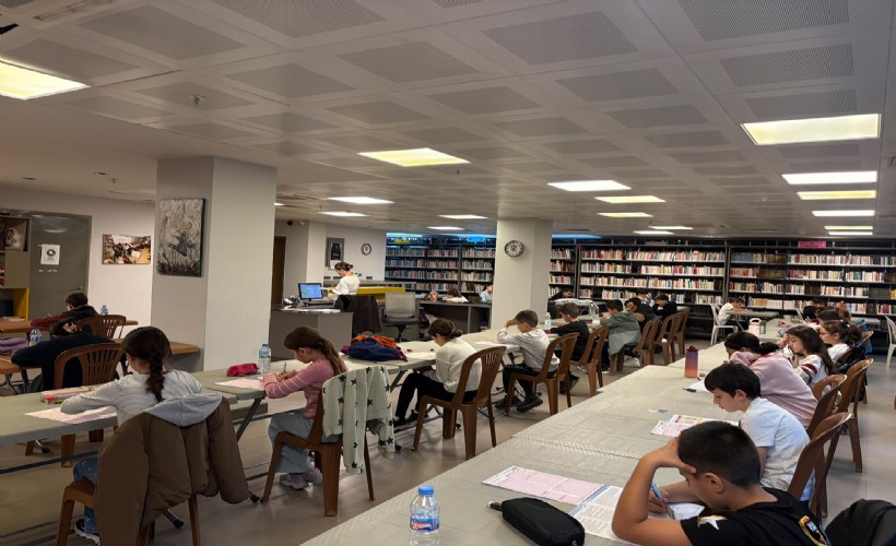 Efes Selçuk Belediyesi’nden öğrencilere sınav hazırlığında destek