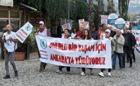 Emekliler İzmir’den Ankara’ya yürüyüş başlattı: 'İnsanca yaşam istiyoruz'