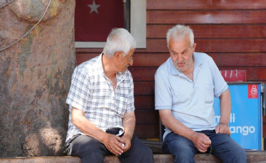 Emeklileri ilgilendiriyor: Maaşların artması için kanun teklifi