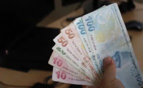 Emekliye asgari ücret kadar aylık ve ikramiye teklifine AK Parti ve MHP’den ret