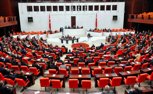 Fon skandalının konuşulacağı Meclis oturumu kapatıldı: Muhalefet AK Parti'ye ateş püskürdü