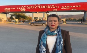 Gökçen'den İlksen Özalper'e ziyaret: 'Ailem güvende diyorlar ya, aileler hiç güvende değil'