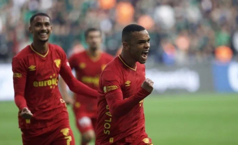 Göz-Göz, Kocaeli'de 3 puanın sahibi oldu! Süper Lig'de yükselişe geçti!