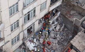 Maltepe’de yıkılan binada acı gerçek: 3 kat kaçak eklenmiş