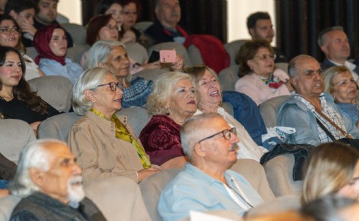 İzmir İleri Yaş Sempozyumu’nda gündem: Afetlerde yaşlıların güvenliği
