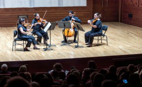 İzmir Oda Orkestrası'ndan Cumhuriyet'in 103'üncü yılına özel konser