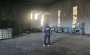 İzmir'de 10,1 ton kaçak akaryakıt ele geçirildi