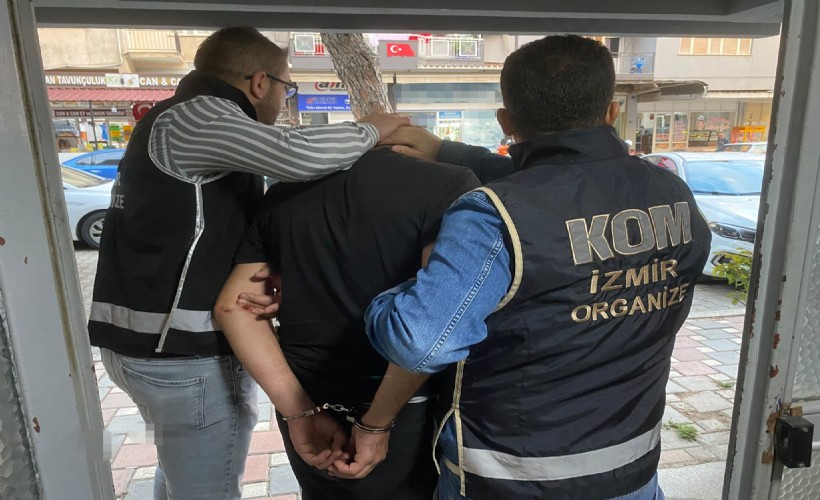 İzmir'de 19 yıl 9 ay hapis cezası bulunan firari yakalandı