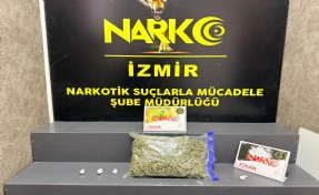 İzmir'de uyuşturucu operasyonu: 2 gözaltı