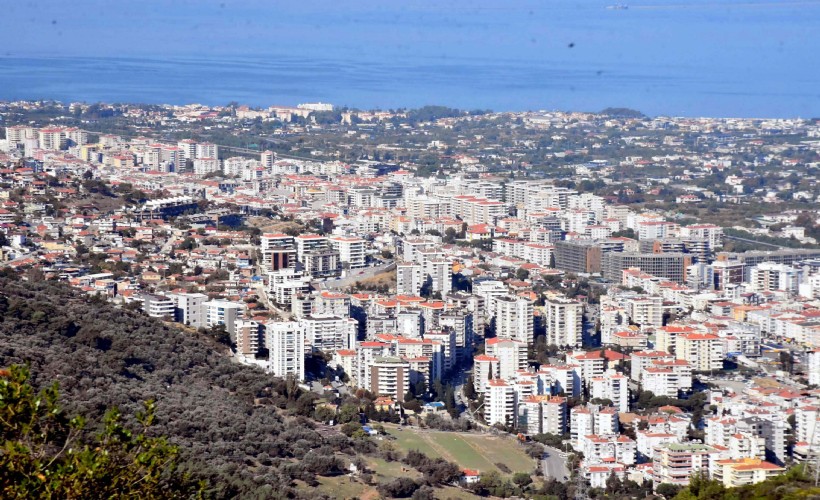 İzmir için deprem uyarısı: 'Binaların acilen güçlendirilmesi gerekiyor'