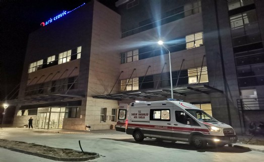 İzmir’de acı kaza: Anne ve baba öldü, oğul ile torun hastanede