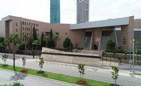 İzmir’de inşaat firmasına operasyon