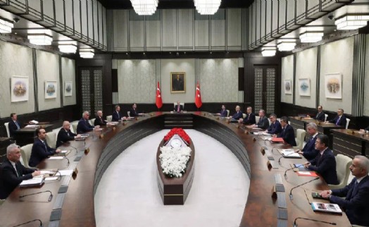Kabine bugün toplanıyor: Gündemde fon soruşturması var