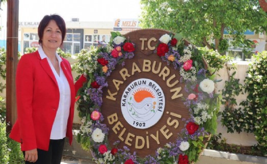 Karaburun Belediye Başkanı Erdoğan'ın AK Parti'ye geçişine İnan'dan yeşil ışık!