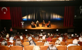 Karşıyaka Oda Orkestrası yeni sezona başlıyor
