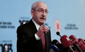 Kemal Kılıçdaroğlu, CHP Mersin İl Başkanlığı’nı ziyaret etti