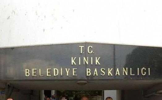 Kınık Belediyesi’ne Sayıştay’dan uyarı: Konut satışında milyonluk zarar, duyurusuz işe alımlar...