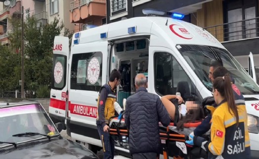 Kütahya’da motosiklet yayaya çarptı: 2 yaralı