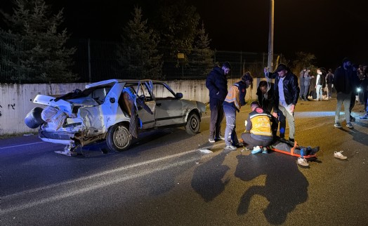 Kütahya’da otomobil takla attı; 1’i ağır 4 yaralı