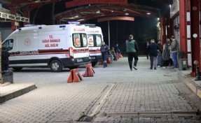 Laf atma kavgasında kulağından oldu!