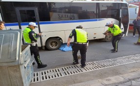 Manisa'da acı olay: Minibüsün çarptığı 8 yaşındaki çocuk yaşamını yitirdi