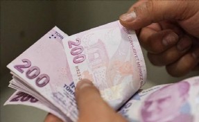 Memur ve emeklileri ilgilendiriyor: AK Parti'den 'zam' açıklaması